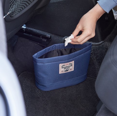 「車内用ゴミ箱」底面に面ファスナーが付いた自立式車内用ゴミ箱。