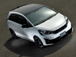 フィットe:HEV Modulo X(モデューロ エックス)発売　専用パーツでスポーティに