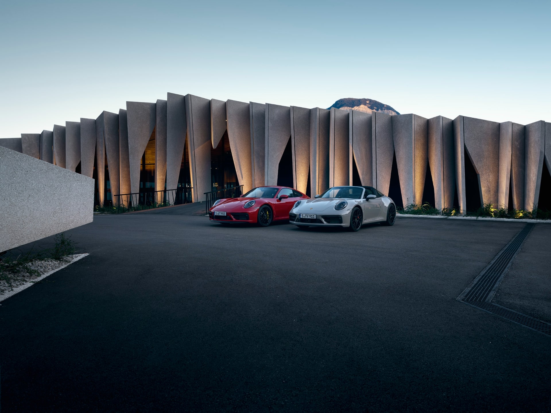 911 Carrera GTS and 911 Targa 4 GTS