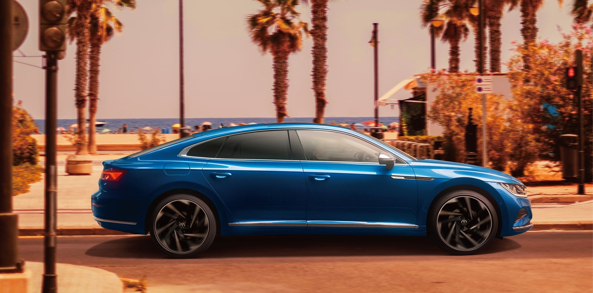 新型「アルテオン」