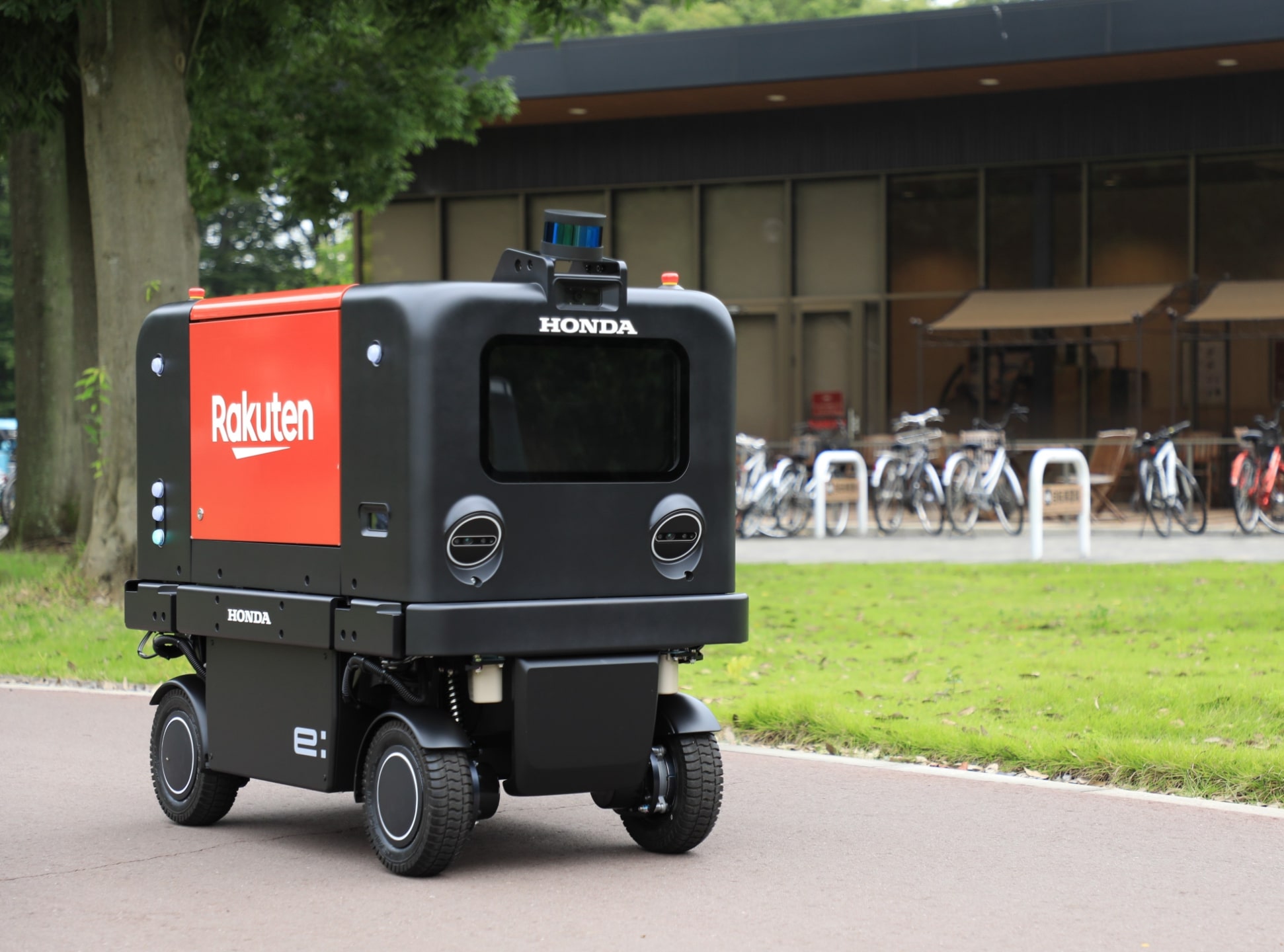 自動配送ロボット