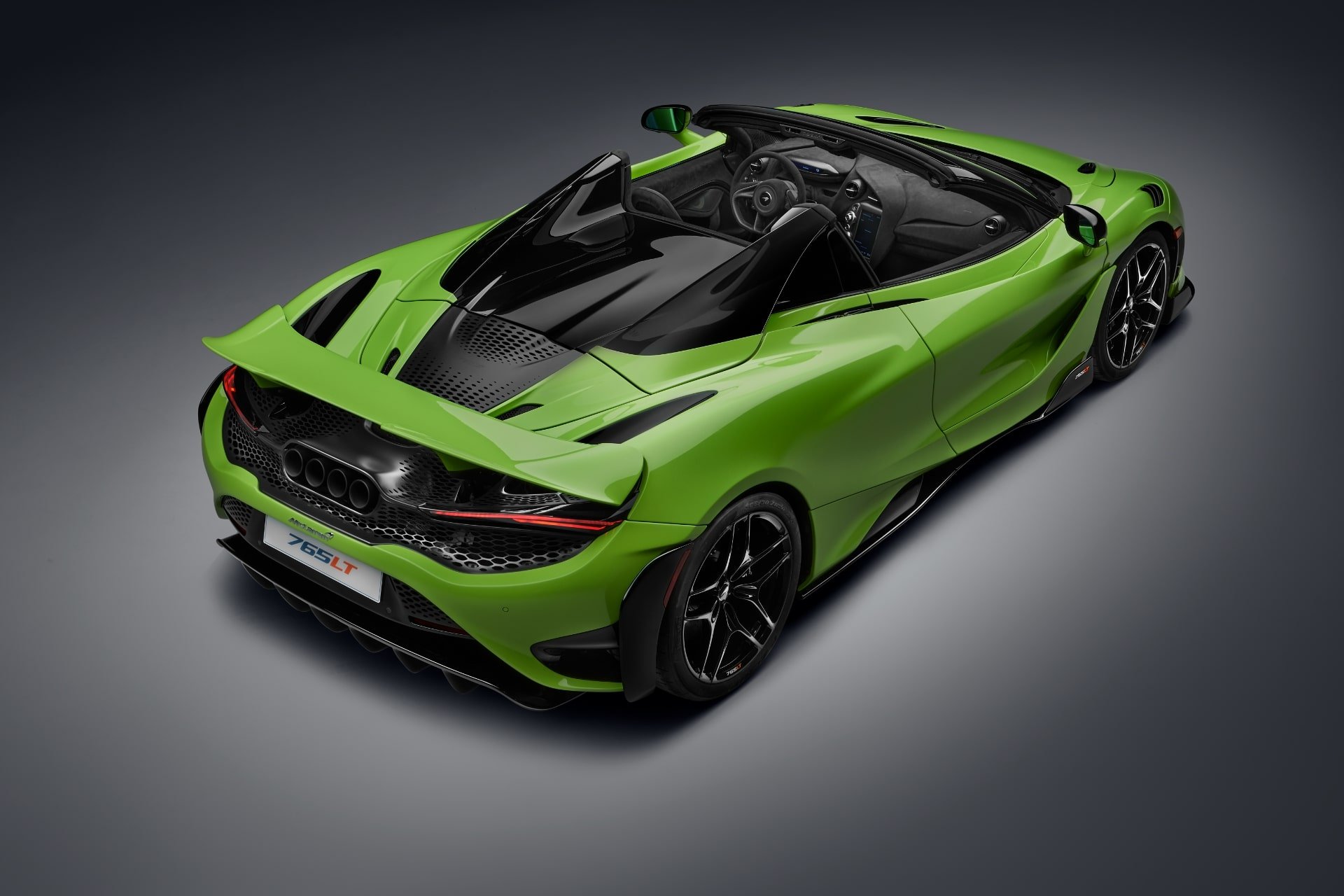 マクラーレン　765LT スパイダー　リア