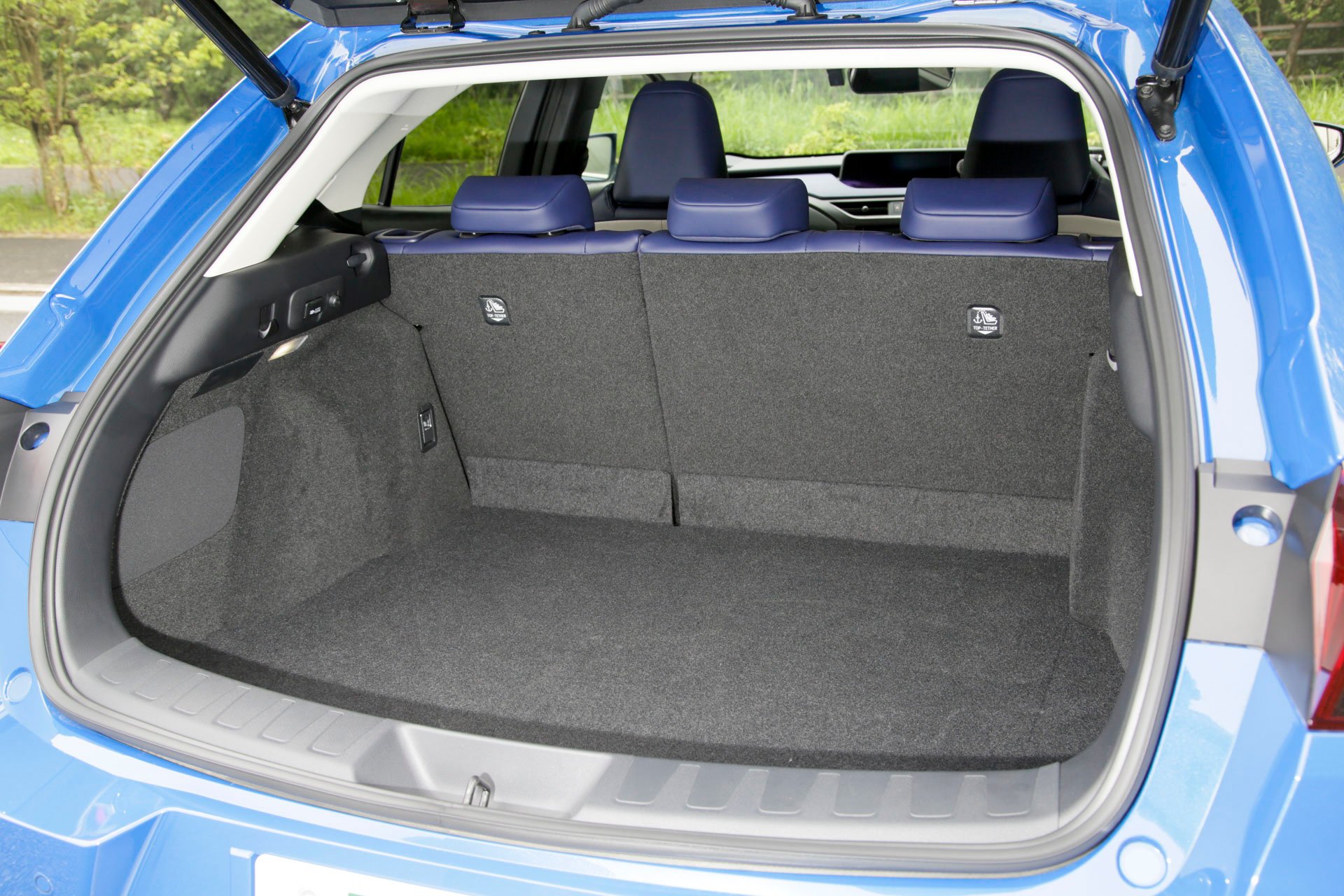 レクサス UX300e