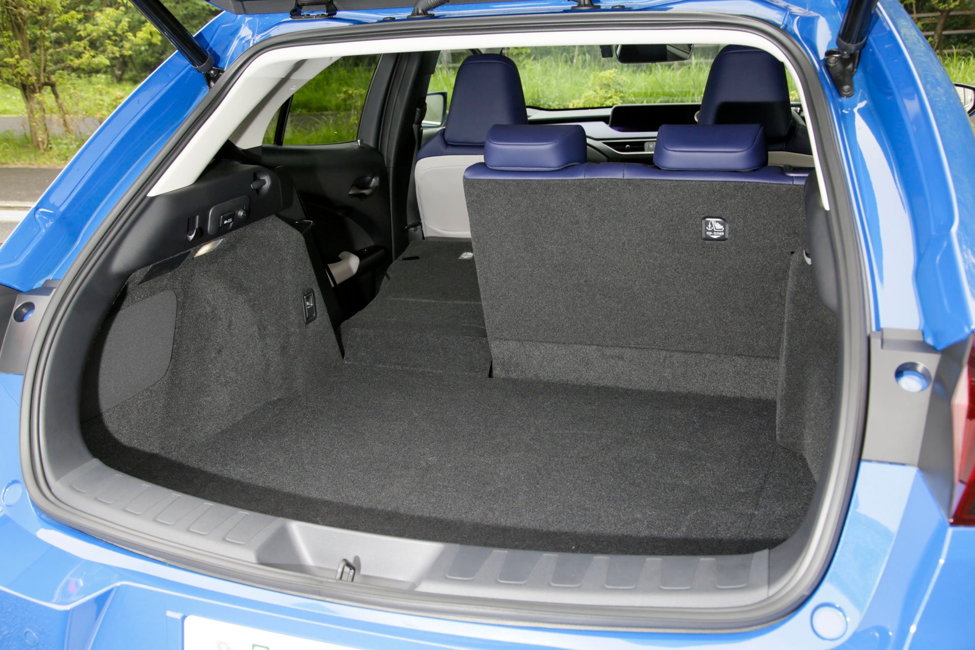 レクサス UX300e