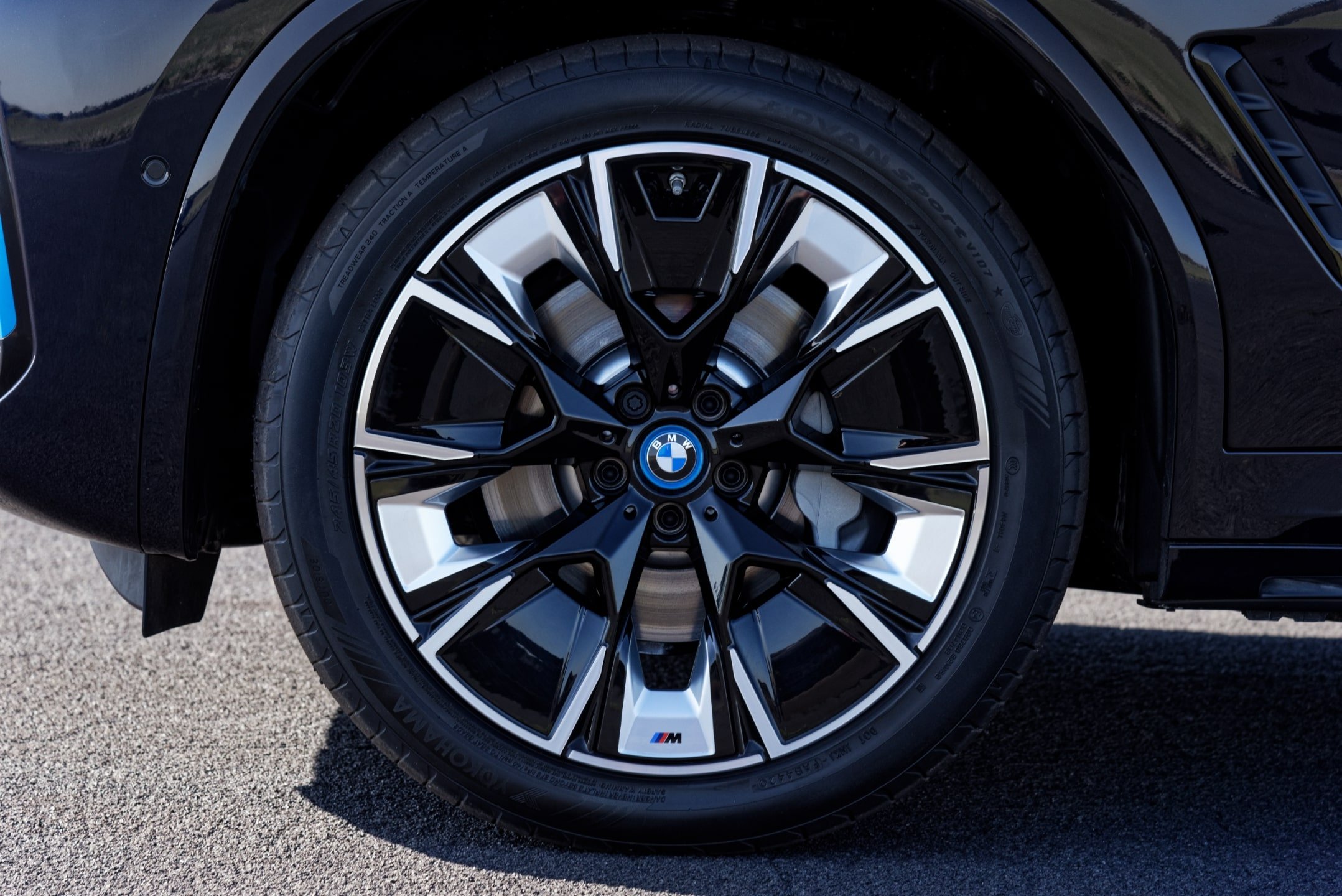 新型「BMW iX3」5