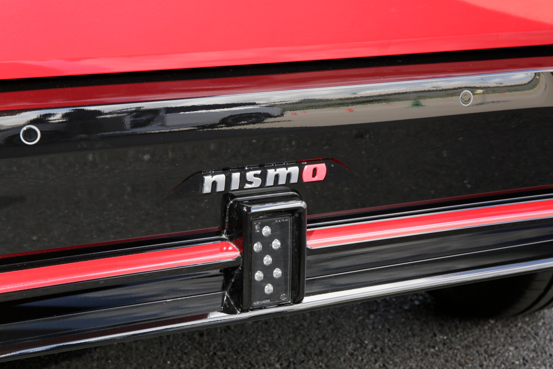 日産 ノートオーラ NISMO