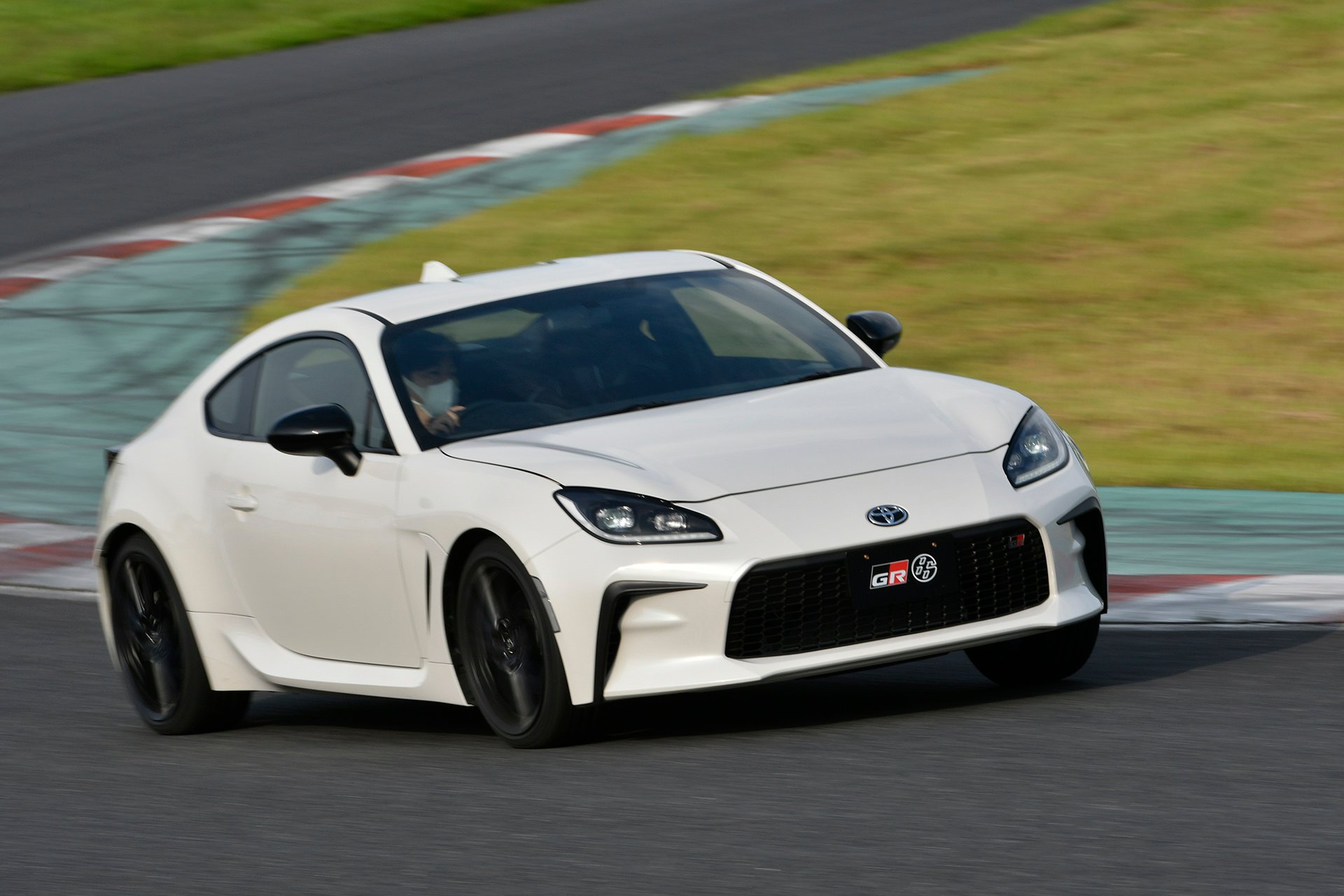 トヨタ GR 86