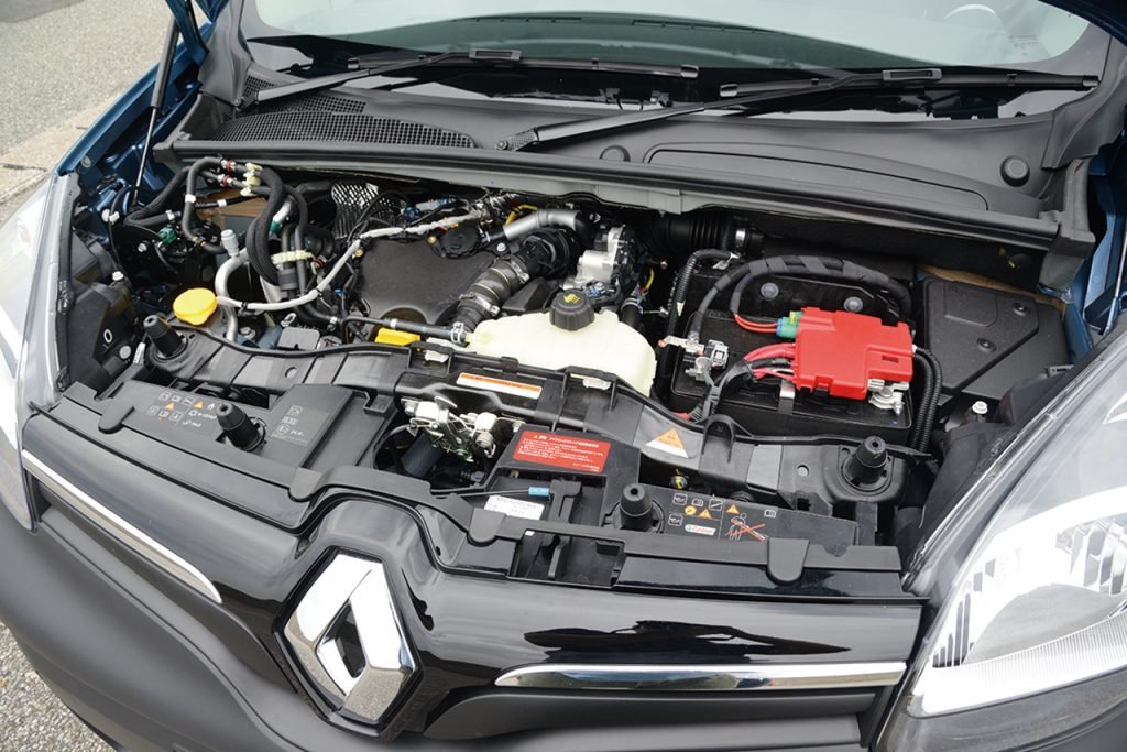 RENAULT カングー ディーゼルMT限定車 公道試乗9