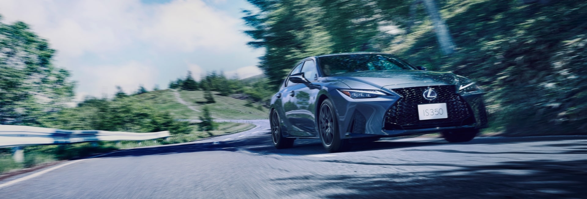 IS350 特別仕様車“F SPORT Mode Black S”(ソニッククロム)<オプション装着車> イメージ