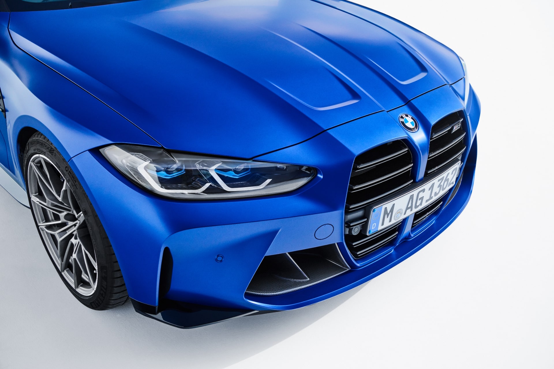 BMW M4 カブリオレ・コンペティション M xDrive　ヘッドライト