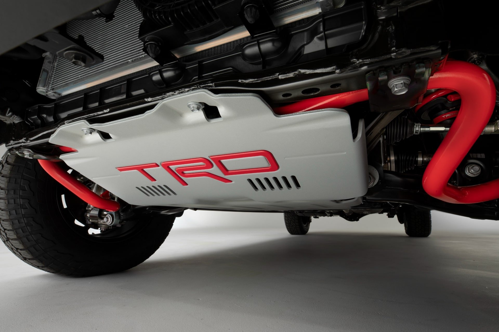 米国トヨタ　タンドラ TRD Pro　アンダーボディプロテクション