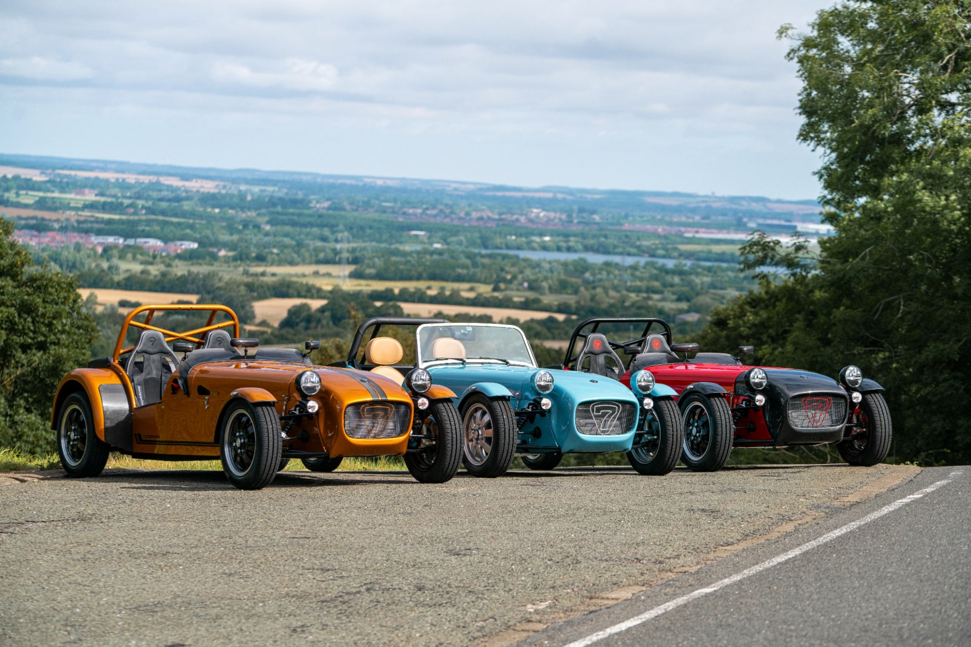 ケータハム Caterham の中古車を探すなら グーネット中古車