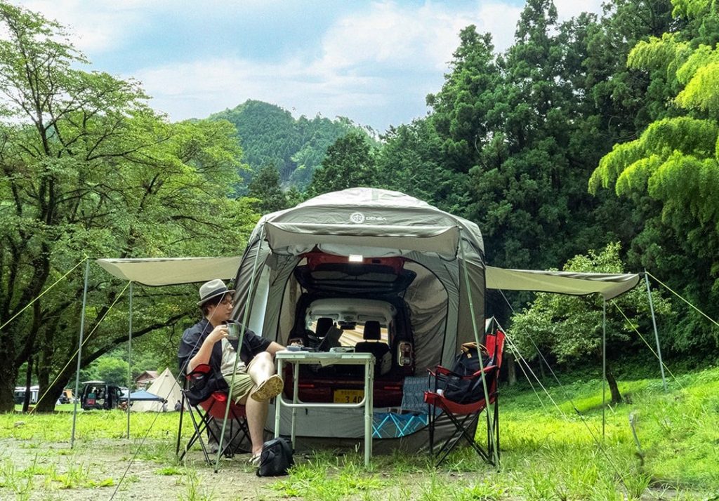 車に繋げるテント「Carlock(カーロック)」誕生！ | 中古車なら【グー