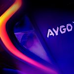 トヨタ　欧州向け新型クロスオーバー「アイゴX」　11月公開へ