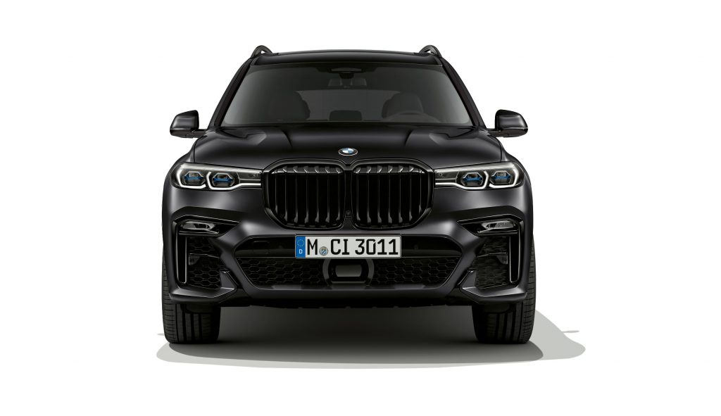 BMW X7 エディション・イン・フローズン・ブラック・メタリック フロント2
