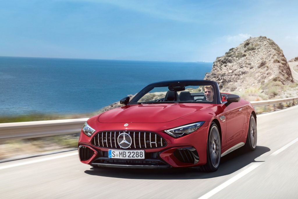 メルセデスAMG　SL 63 4MATIC+　走行イメージ