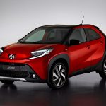 トヨタ　欧州向け新型クロスオーバー「アイゴX（クロス）」発表