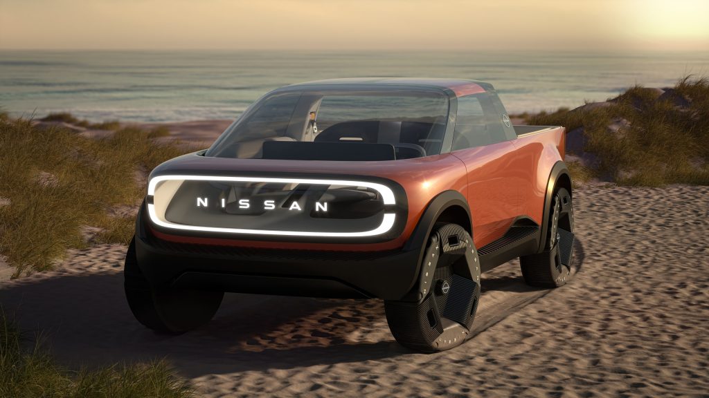 日産サーブアウト
