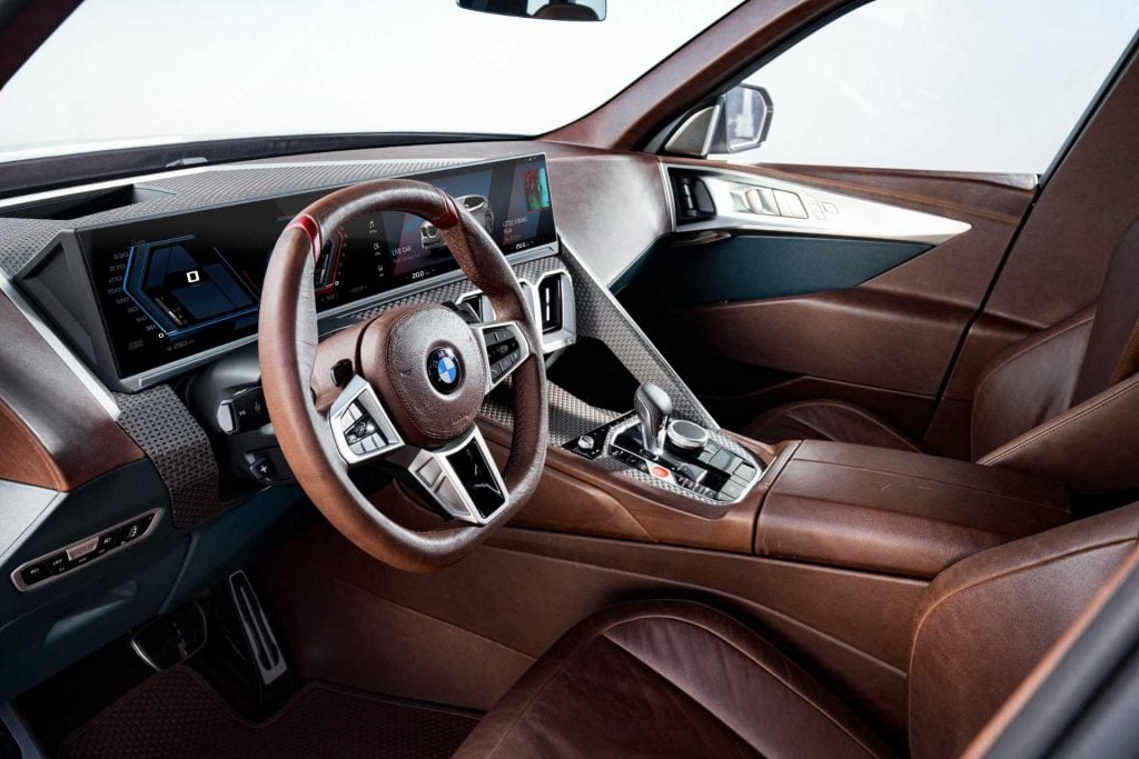 BMW コンセプト XM　コックピット
