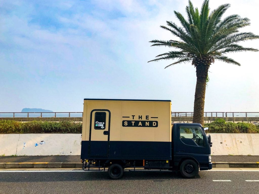 キッチンカー　イメージ