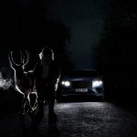 ベントレーベンテイガで行方不明のトナカイを捜索！？