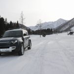 ランドローバーがスキー場とコラボ　オーナー特典も　長野県白馬村