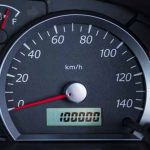 10万キロ超えの中古車は購入しても大丈夫？購入ポイントを押さえよう！