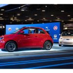 フィアット　CES2022でEV仕様の新型「500」2モデルを出展