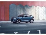 ボルボ　電気自動車「C40リチャージ」のオンライン販売スタート