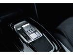 プジョー　208のガソリンモデル全車にトグルタイプセレクター採用