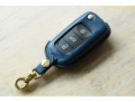 イタリア産牛革を使用したVW向けスマートキーケース発売　アジナ