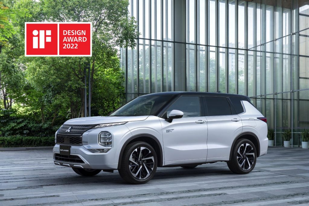 新型「アウトランダー」のプラグインハイブリッドPHEVモデルが「iFデザインアワード2022」を受賞