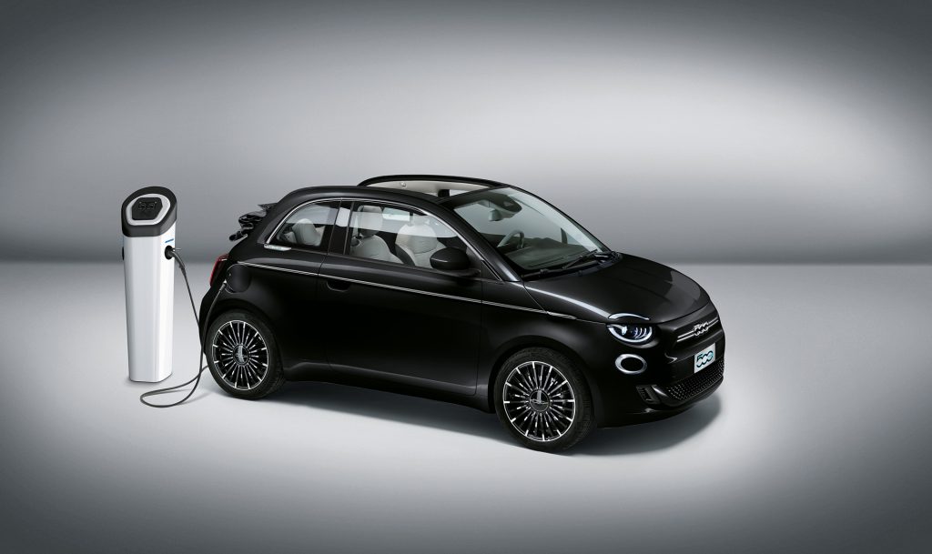 フィアット 500 ラ・プリマbyボチェッリ(欧州仕様車)