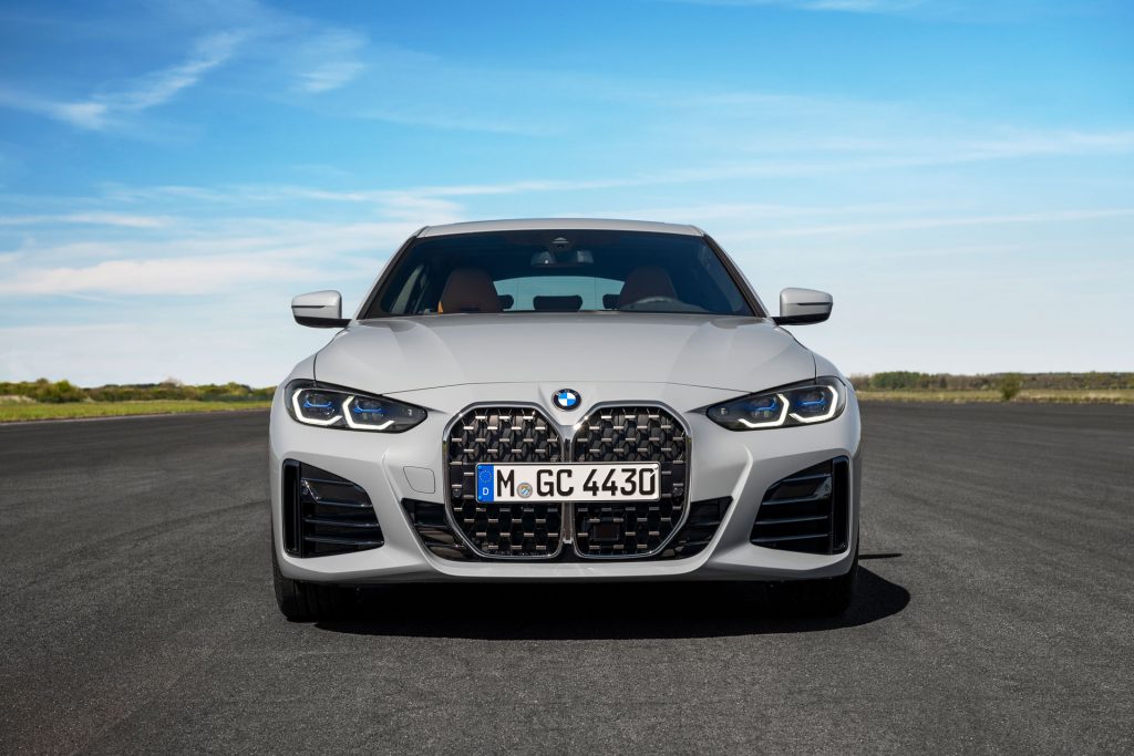 BMW 420d xDrive グランクーペ M スポーツ 正面