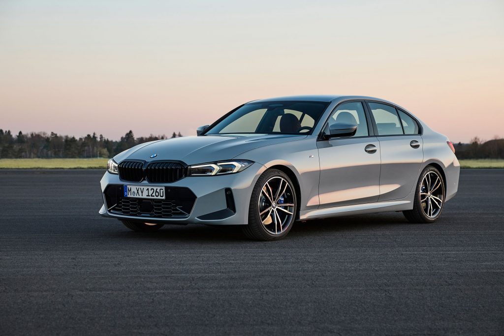 BMW 3シリーズセダン フロントサイド