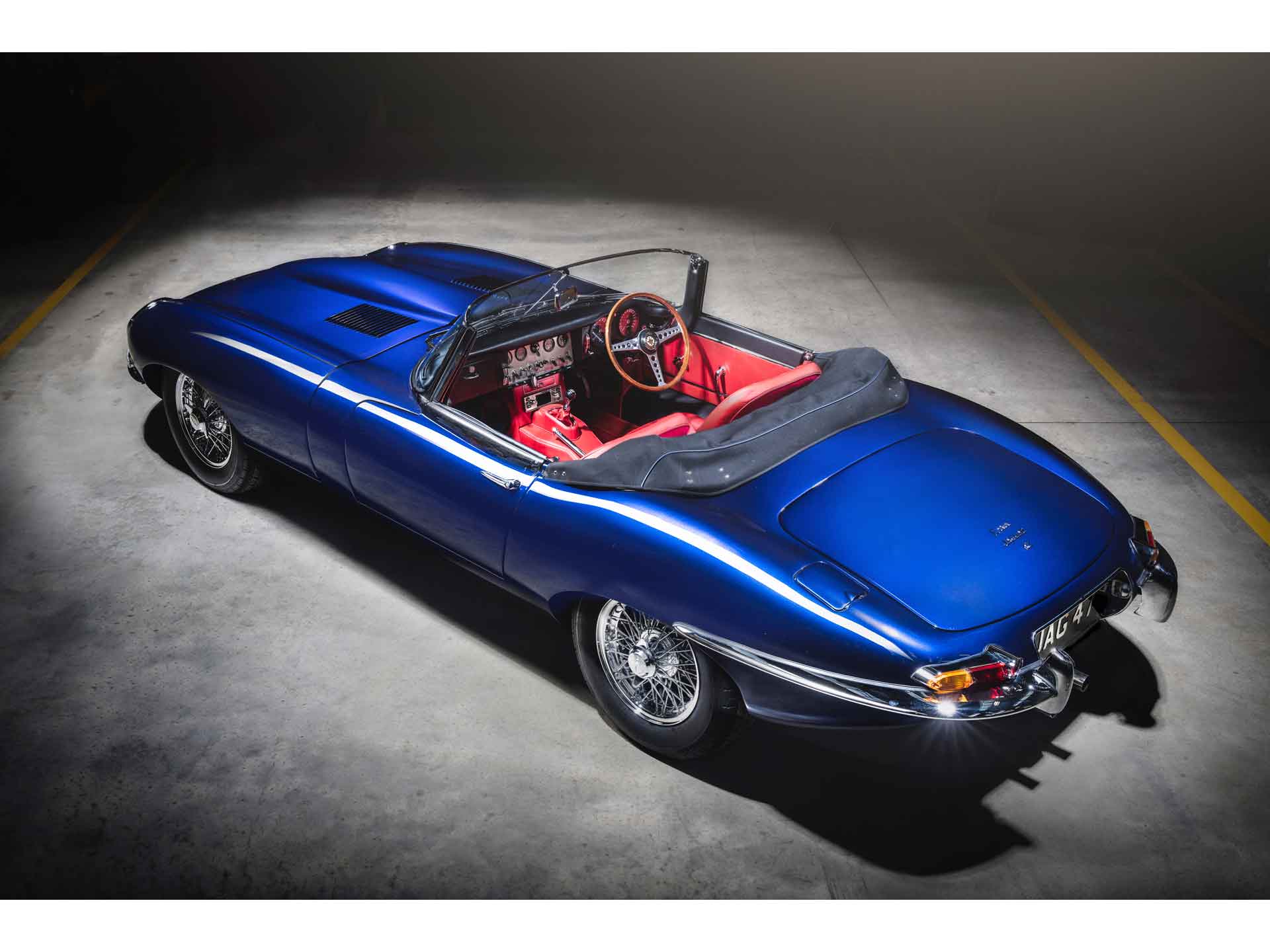 ジャガー Jaguar の中古車を探すなら グーネット