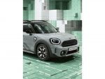 MINI クロスオーバーにハイグレードな装備揃えた特別仕様車発売