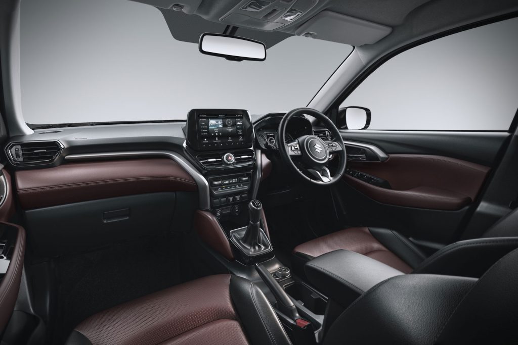 新型SUV「グランドビターラ」インテリア