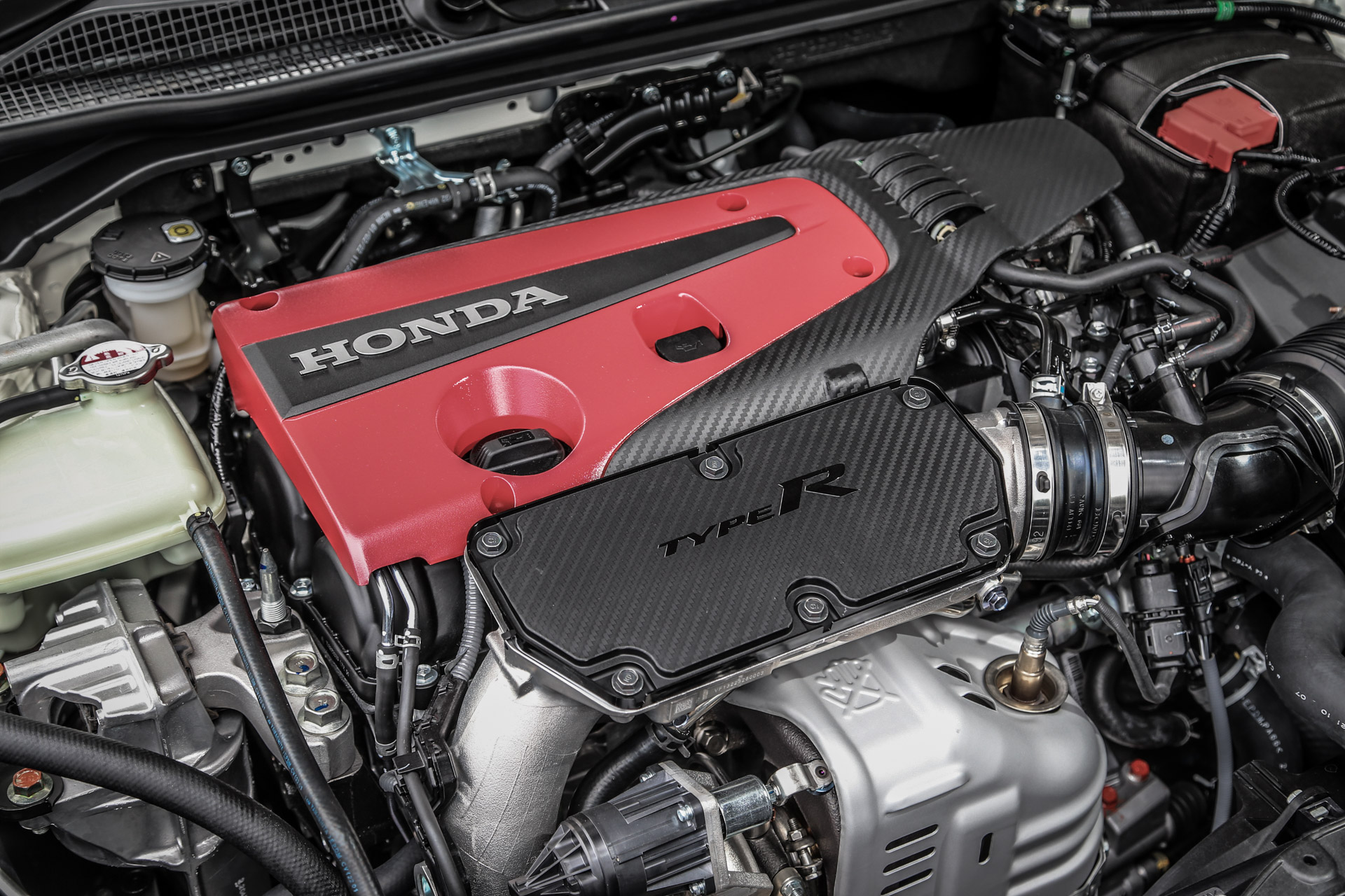 【ホンダ 新型シビック タイプR】歴代最強、最後のピュアエンジンスポーツが登場！ 中古車なら【グーネット】