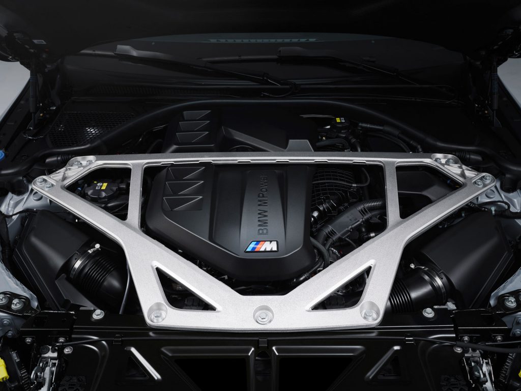 BMW M4 CSL　画像４