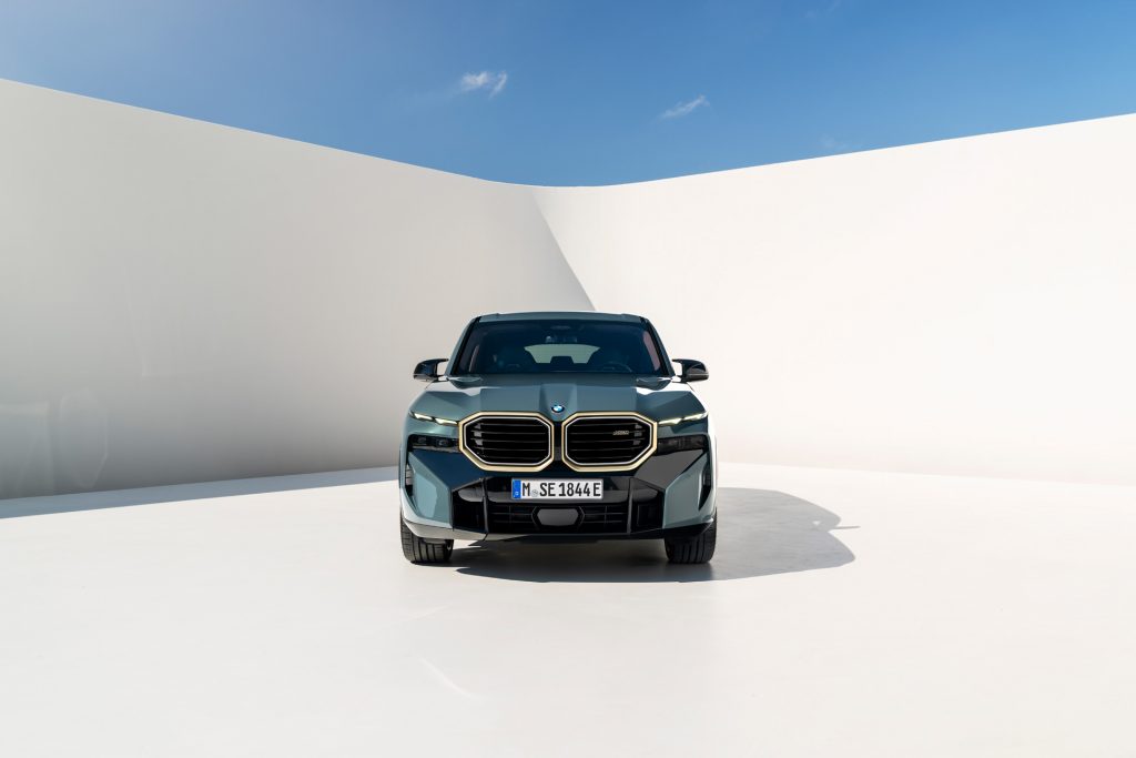 BMW　新型XM（欧州仕様車）　画像４