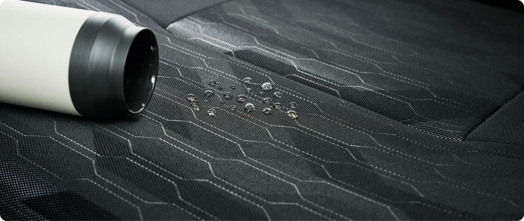 撥水加工のフルファブリックシート表皮