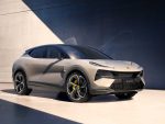 ロータス　新型EV「エレトレ」高性能モデルのRは最高速265キロ