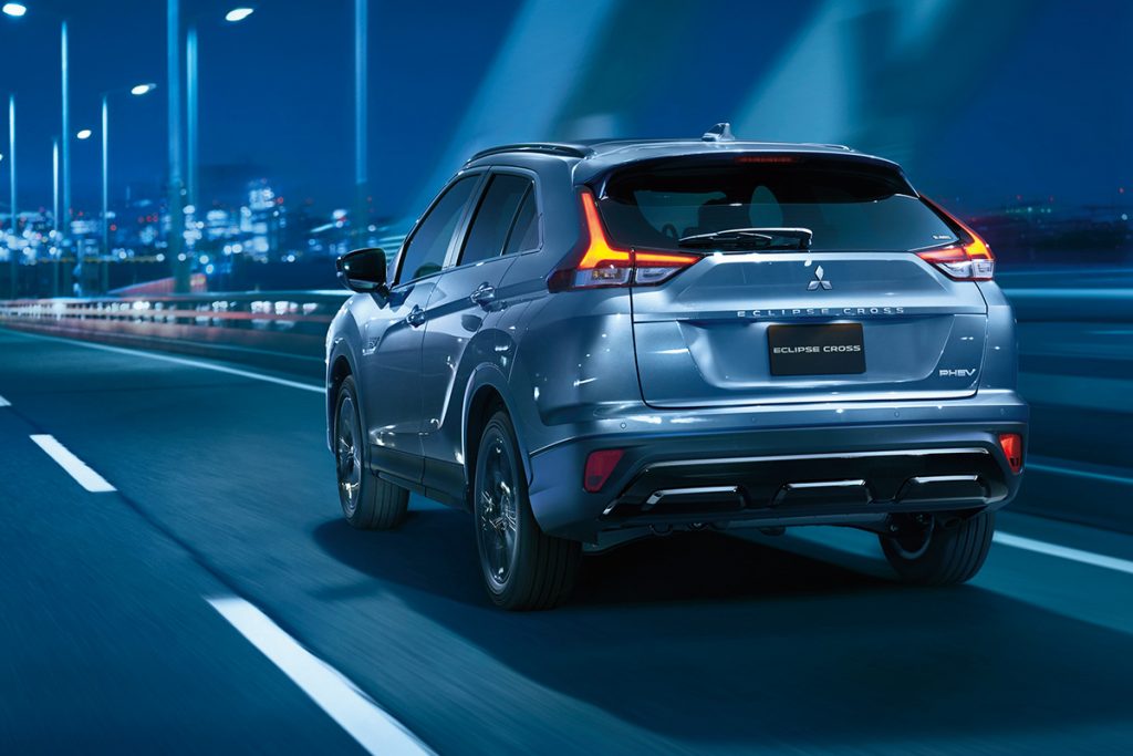 三菱 エクリプス クロス PHEV ブラックエディション 画像6
