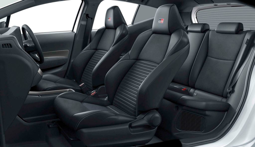 トヨタ アクア GR SPORT インテリア2