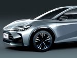 トヨタ、コンパクトBEV「bZ3」にハッチバックを追加。2024年初頭に日本市場へも導入へ