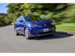 VW新型「ID.4」標準グレード先行受注開始　初回販売好調で計画前倒し
