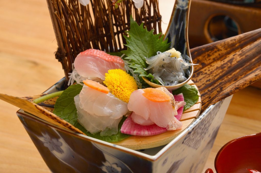 上質の食材を日本の各地から求めました。