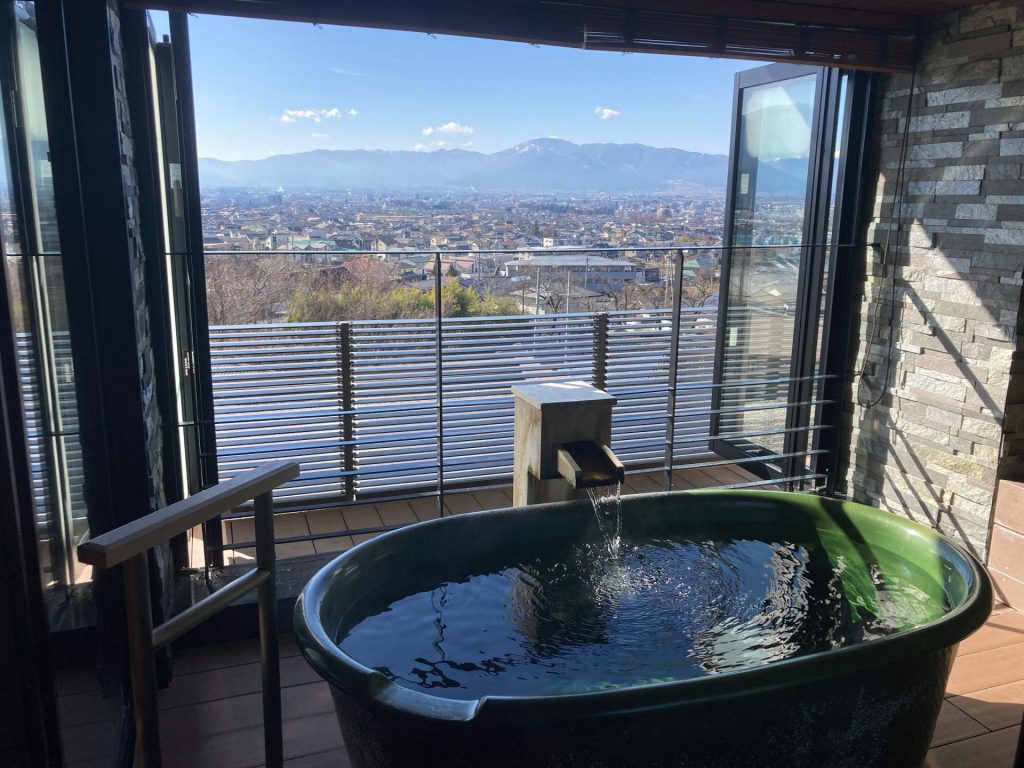 周囲を気にせず自室の温泉を楽しめる