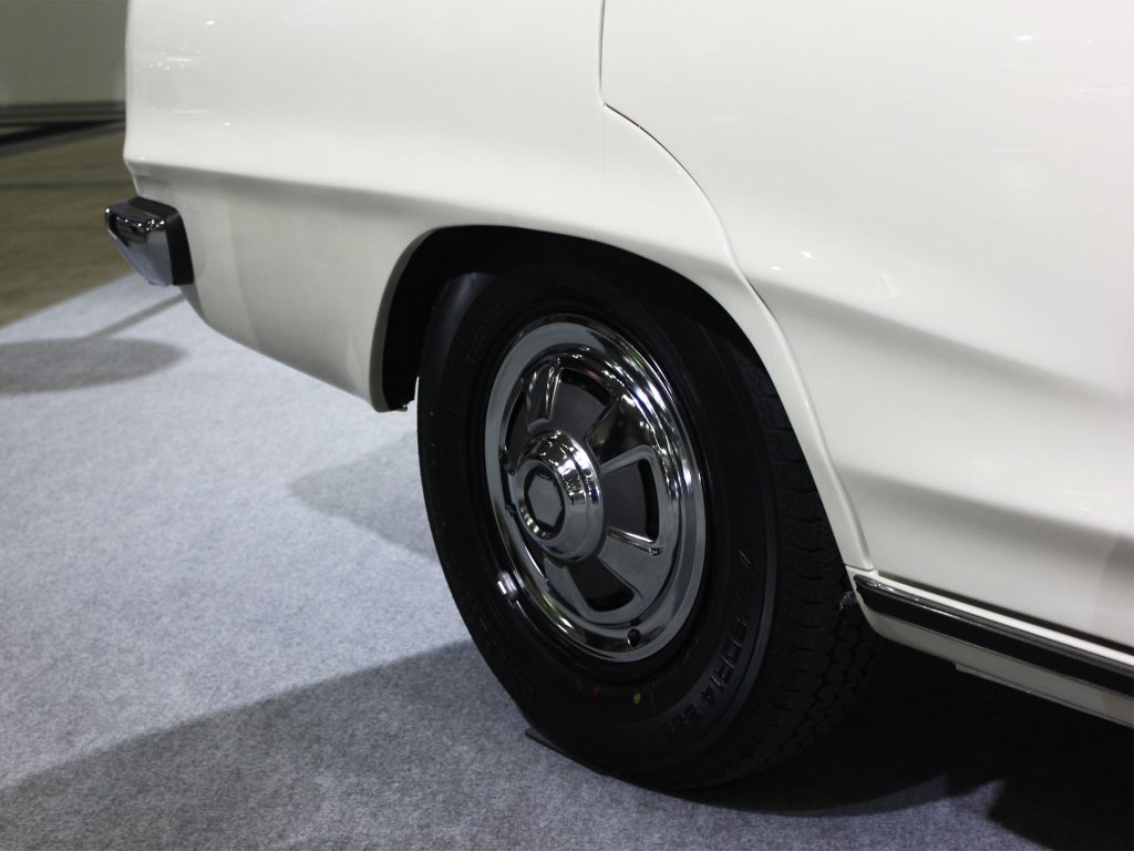 日産 スカイライン2000GT 画像3